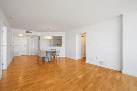 1900 Sunset Harbour Drive Miami Beach FL 33139