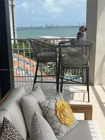 1000 Quayside Terrace Miami FL 33138