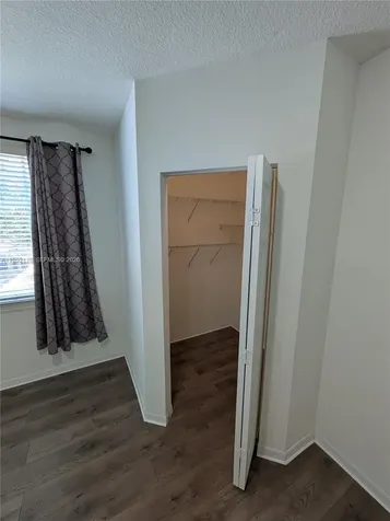 6831 SW 44th Street Miami FL 33155