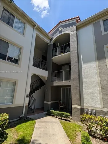 6831 SW 44th Street Miami FL 33155