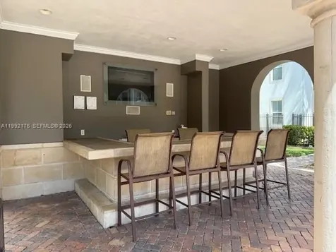 6831 SW 44th Street Miami FL 33155