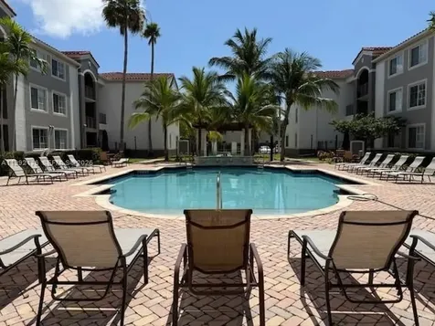 6831 SW 44th Street Miami FL 33155