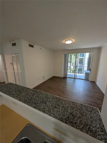 6831 SW 44th Street Miami FL 33155