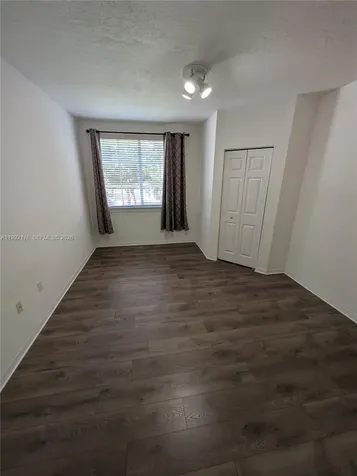 6831 SW 44th Street Miami FL 33155