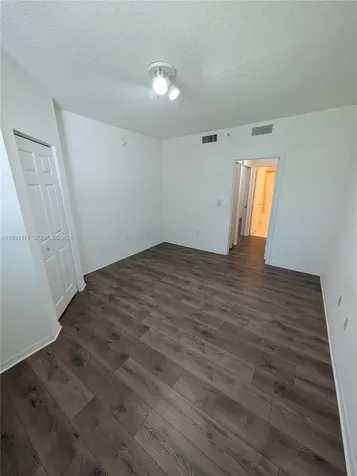 6831 SW 44th Street Miami FL 33155