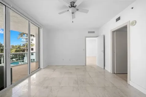 7918 Harbor Island Drive North Bay Village FL 33141