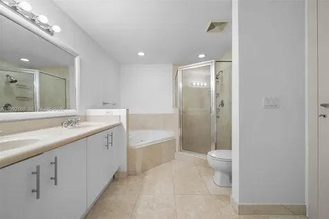 7918 Harbor Island Drive North Bay Village FL 33141