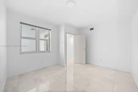 7918 Harbor Island Drive North Bay Village FL 33141