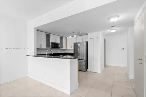 7918 Harbor Island Drive North Bay Village FL 33141
