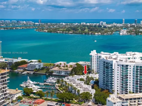 7918 Harbor Island Drive North Bay Village FL 33141
