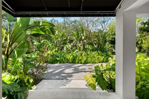 7531 SW 52nd Court Miami FL 33143