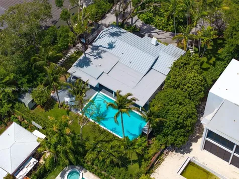 7531 SW 52nd Court Miami FL 33143