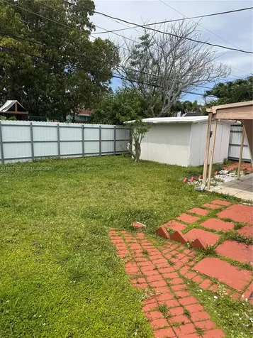 1935 SW 67th Terrace North Lauderdale FL 33068