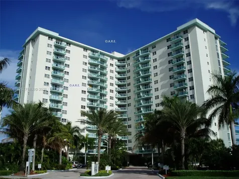 3901 S Ocean Drive Hollywood FL 33019