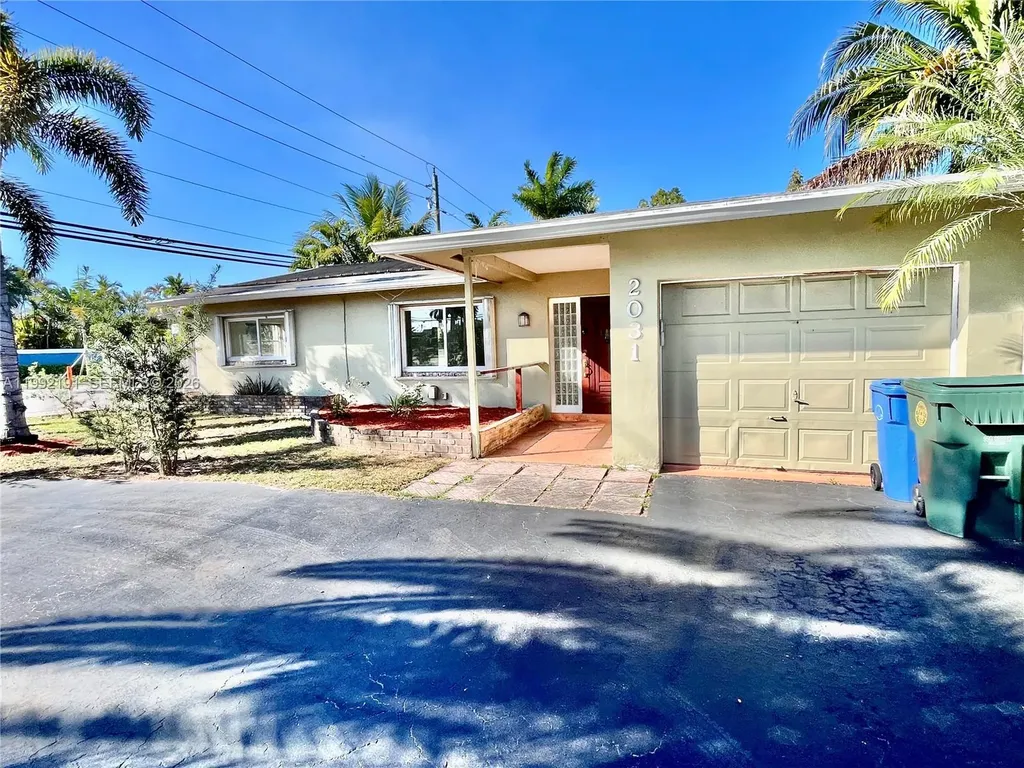 2031 NW 32nd Street Oakland Park FL 33309