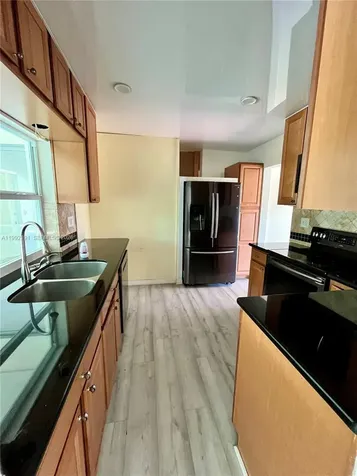 2031 NW 32nd Street Oakland Park FL 33309
