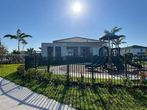 1487 SE 7th Terrace Homestead FL 33034