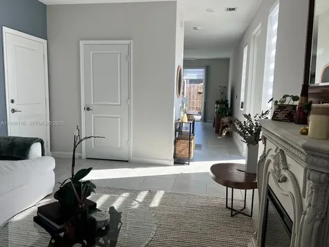 1487 SE 7th Terrace Homestead FL 33034