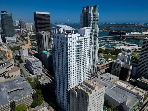 133 NE 2nd Avenue Miami FL 33132