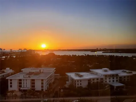 10275 Collins Avenue Bal Harbour FL 33154
