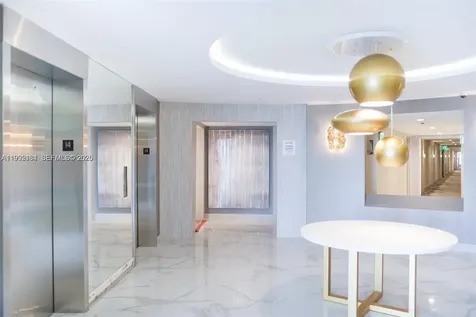 10275 Collins Avenue Bal Harbour FL 33154