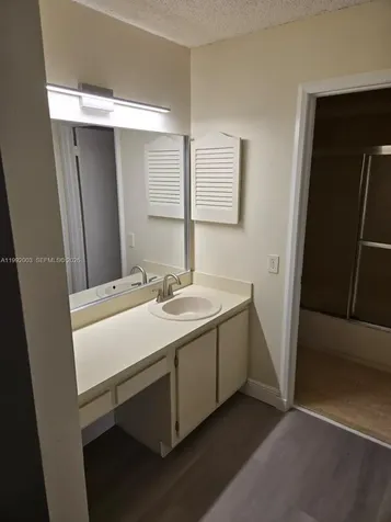 302 Lakeview Drive Royal Palm Beach FL 33411