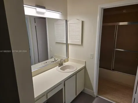 302 Lakeview Drive Royal Palm Beach FL 33411