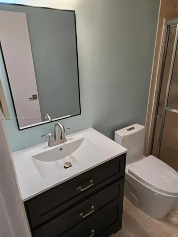 302 Lakeview Drive Royal Palm Beach FL 33411