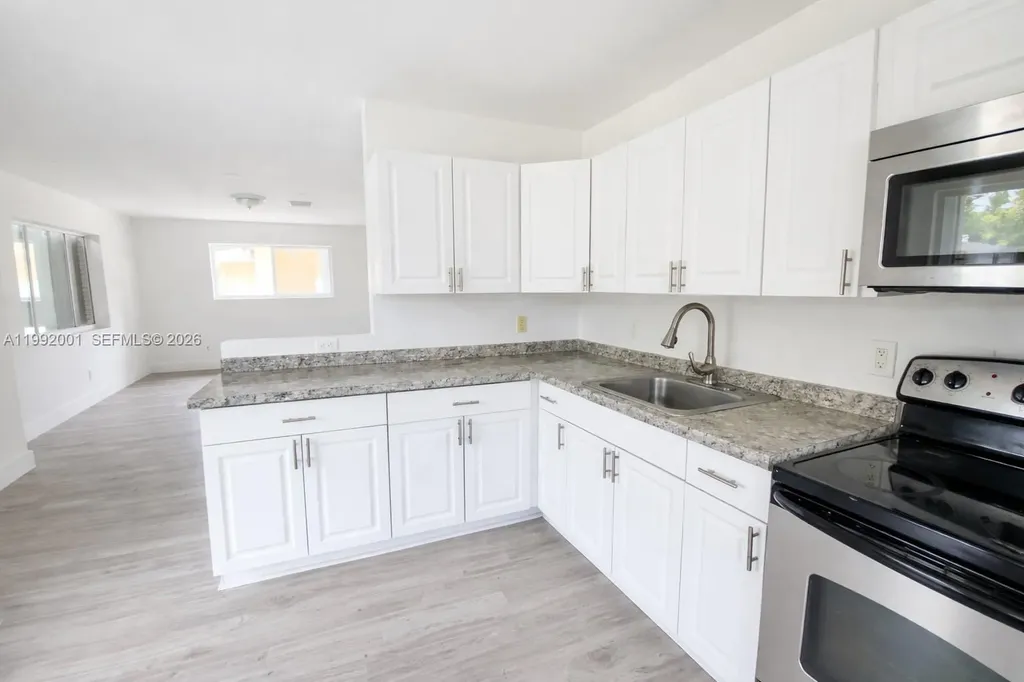 2840 NW 8th Street Fort Lauderdale FL 33311