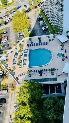 3731 N Country Club Drive Aventura FL 33180