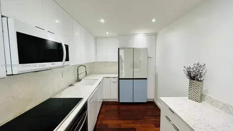 3731 N Country Club Drive Aventura FL 33180