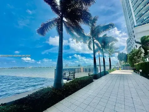 601 NE 23rd Street Miami FL 33137