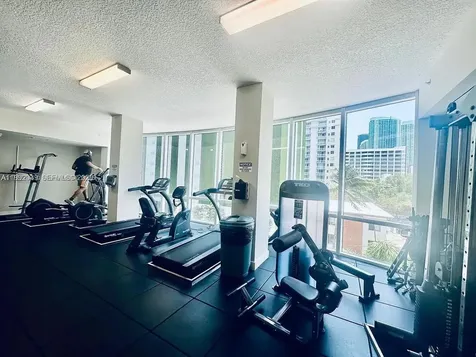 601 NE 23rd Street Miami FL 33137