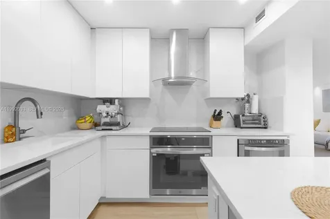 5161 Collins Avenue Miami Beach FL 33140