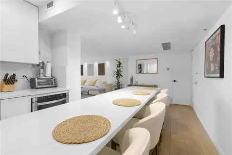 5161 Collins Avenue Miami Beach FL 33140