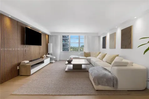 5161 Collins Avenue Miami Beach FL 33140