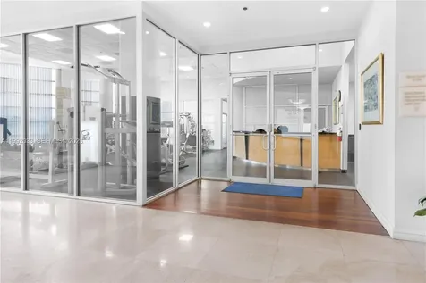 5161 Collins Avenue Miami Beach FL 33140