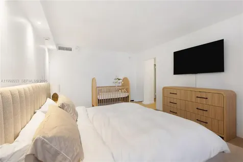 5161 Collins Avenue Miami Beach FL 33140