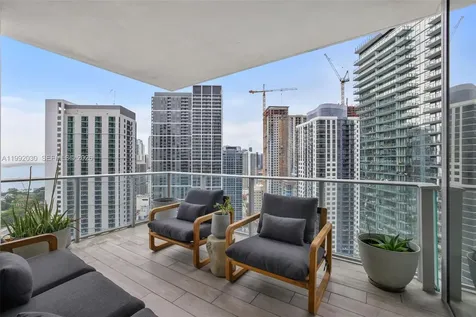 851 NE 1st Avenue Miami FL 33132
