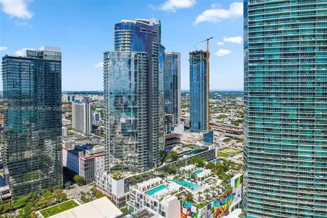 851 NE 1st Avenue Miami FL 33132
