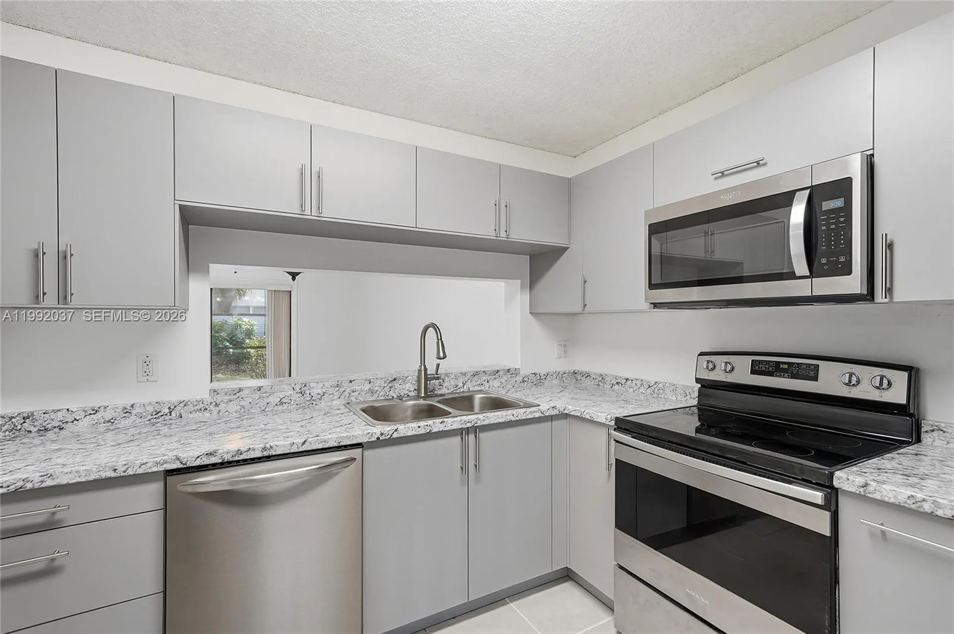 2376 NW 89th Drive Coral Springs FL 33065