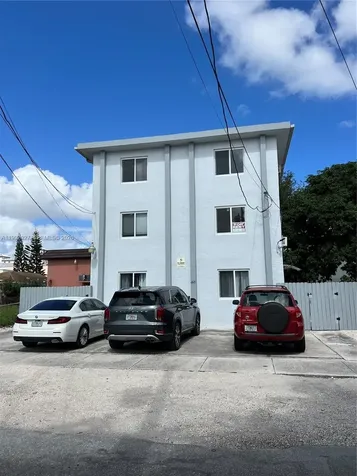 2121 SW 4th Street Miami FL 33135