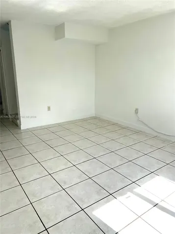 2121 SW 4th Street Miami FL 33135