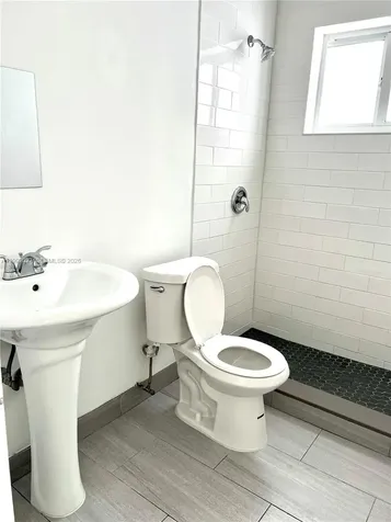 2121 SW 4th Street Miami FL 33135