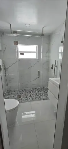 1284 W 38th Place Hialeah FL 33012