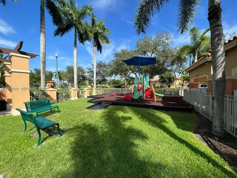 4911 Spinnaker Drive Dania Beach FL 33312