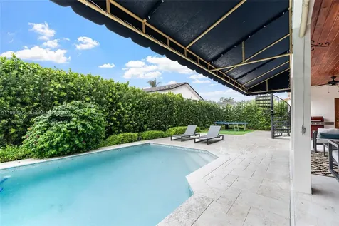 16214 NW 82nd Place Miami Lakes FL 33016