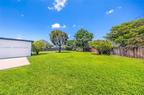 9805 Marlin Road Cutler Bay FL 33157