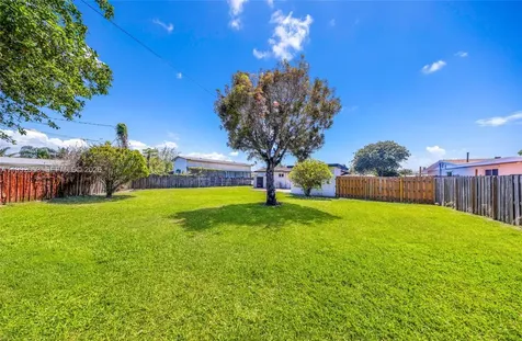 9805 Marlin Road Cutler Bay FL 33157