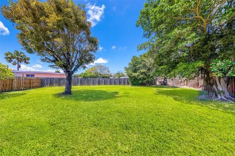 9805 Marlin Road Cutler Bay FL 33157